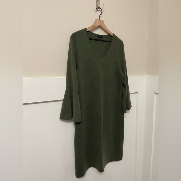 Talbots Pure Merino Wool Flare Sleeve Shift Army Green Dress Size Medium - Picture 4 of 8